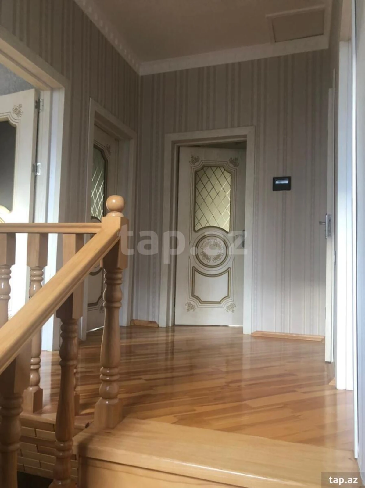 Satılır 5 otaqlı həyət evi 172 m²