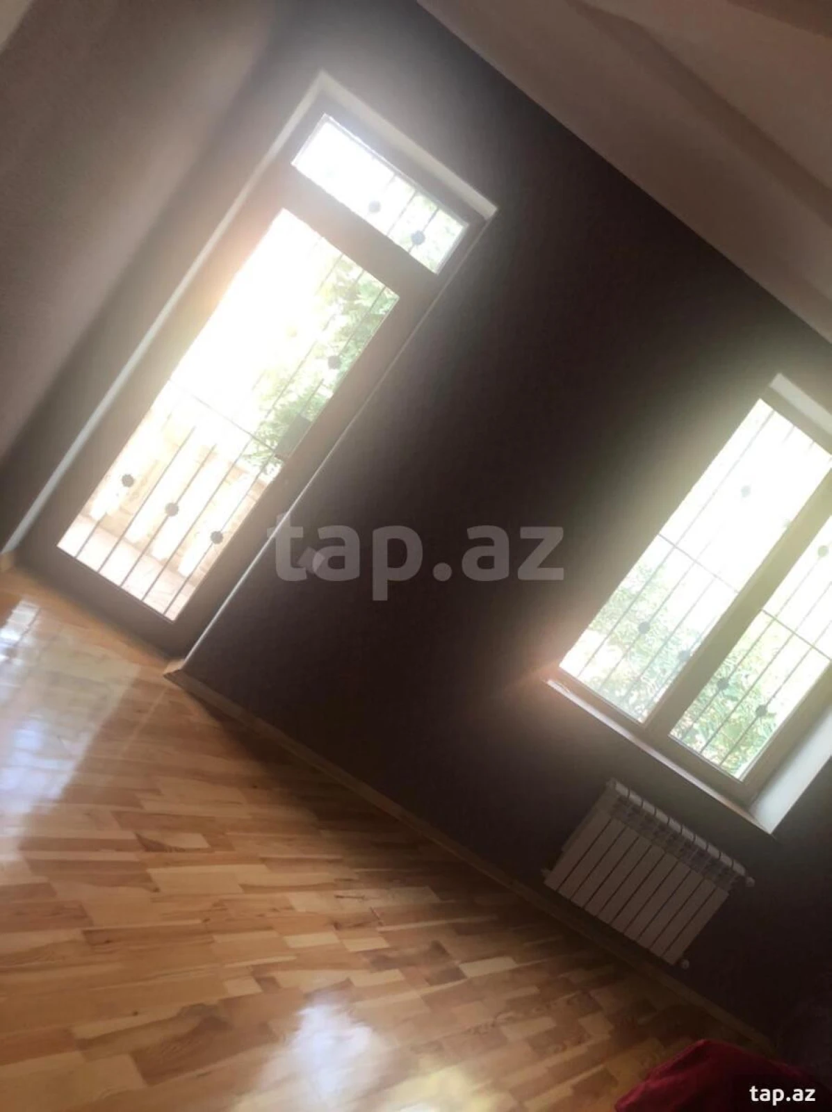 Satılır 5 otaqlı həyət evi 172 m²