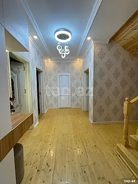 Satılır 5 otaqlı həyət evi 2800 m²