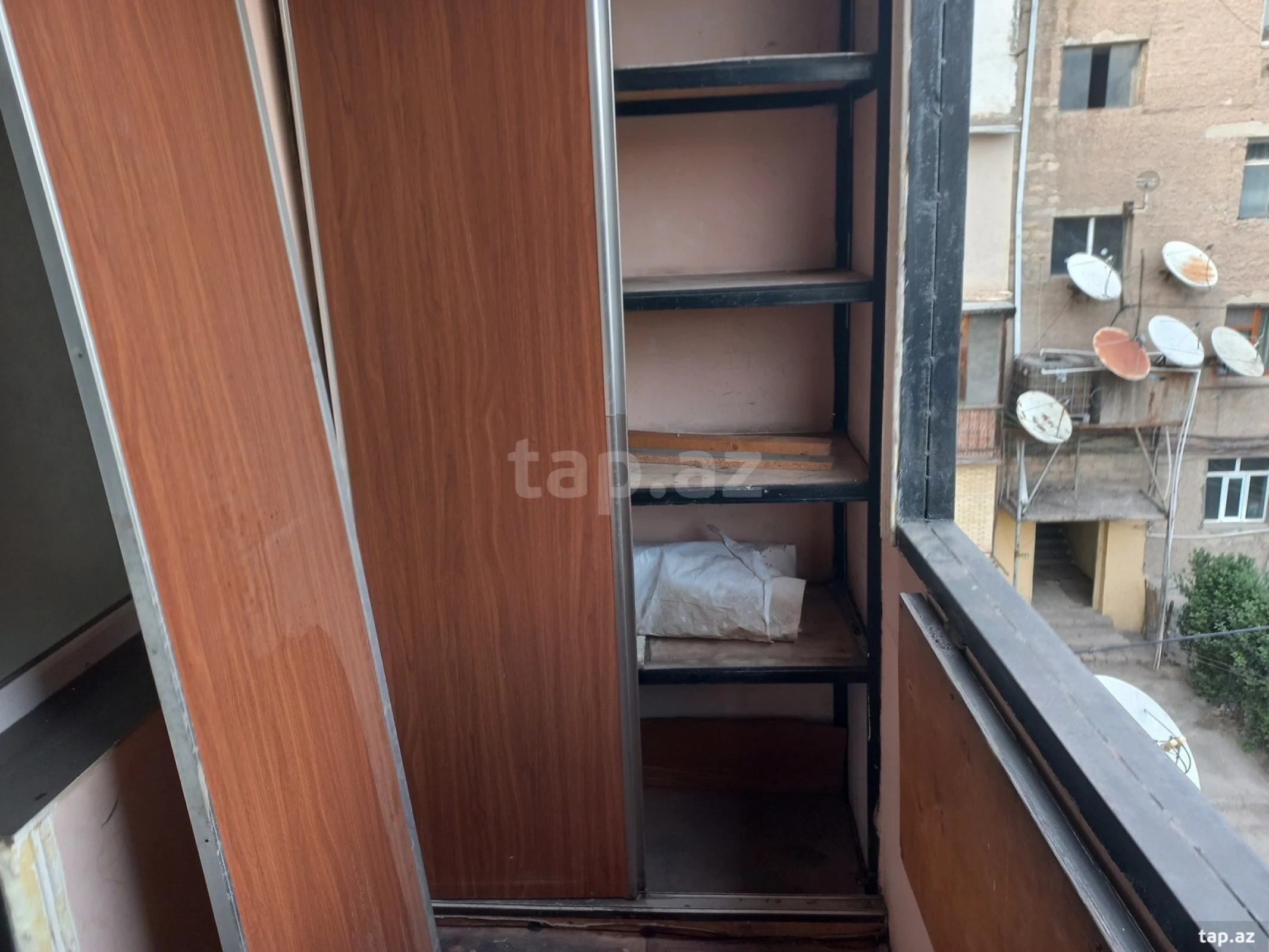 Satılır 3 otaqlı mənzil 56.3 m²