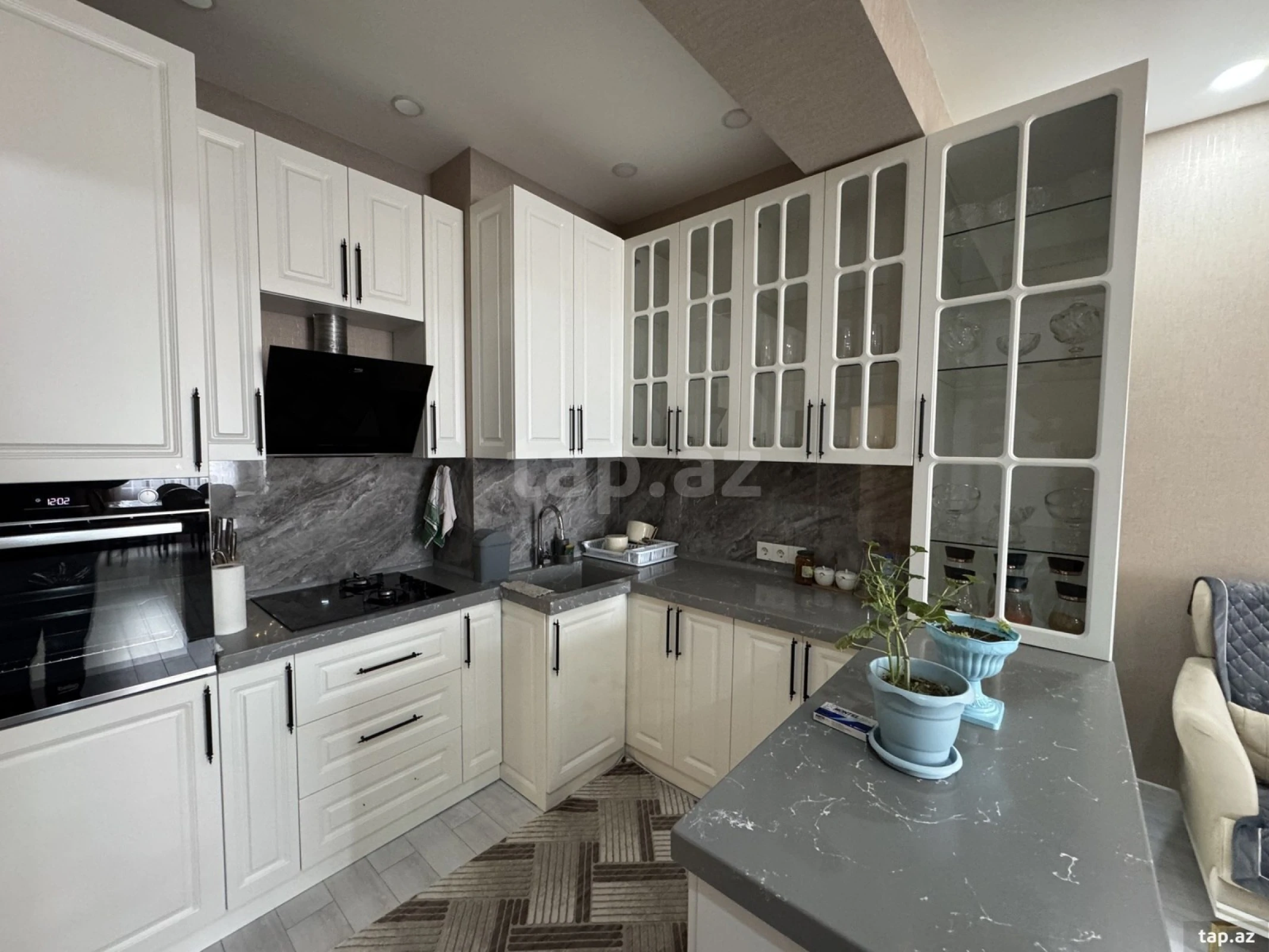 Satılır 3 otaqlı yeni tikili 97 m²