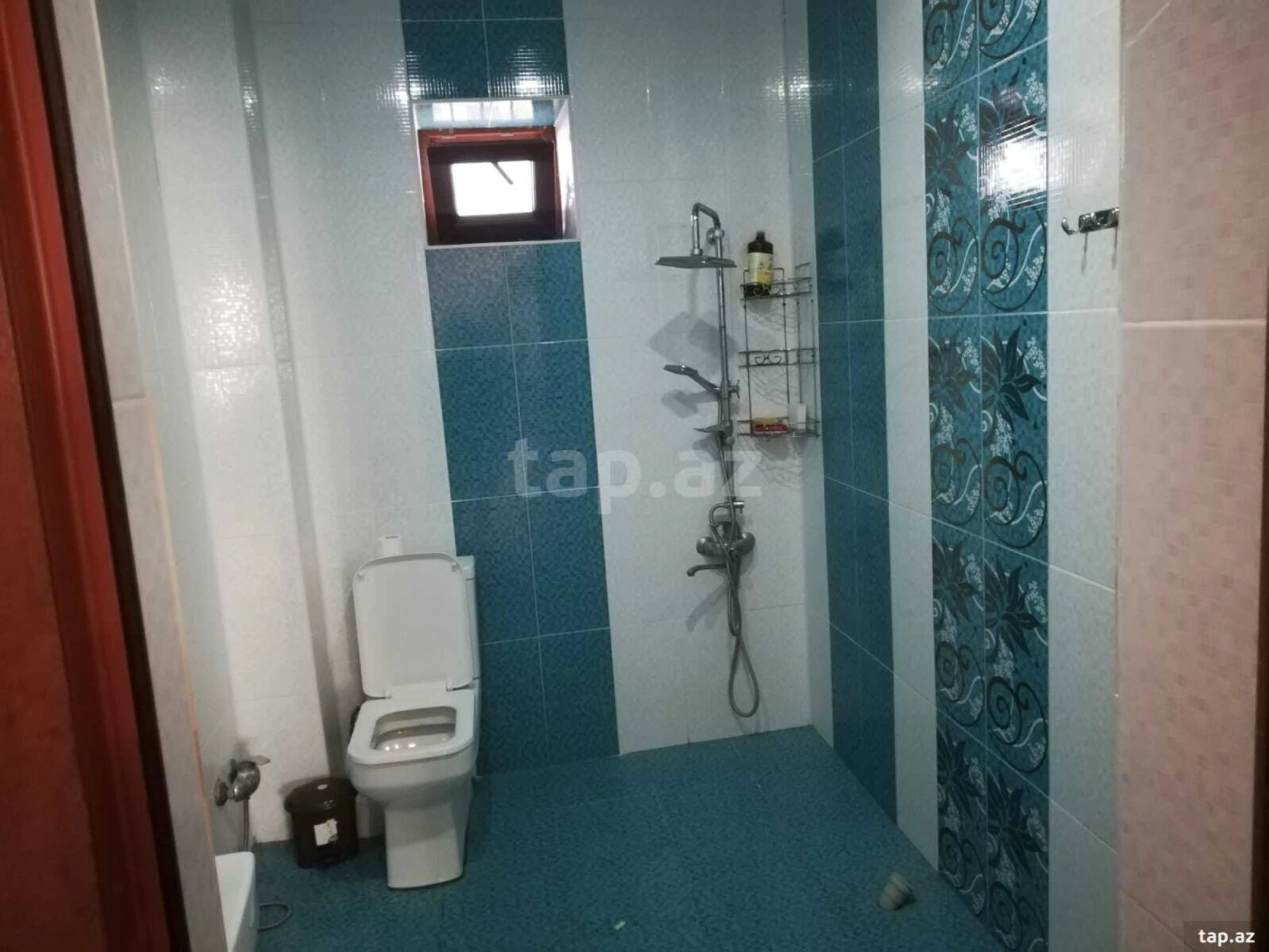 Satılır 6 otaqlı həyət evi 200 m²