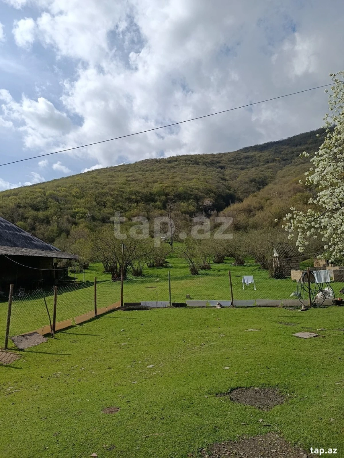 Satılır 5 otaqlı həyət evi 130 m²