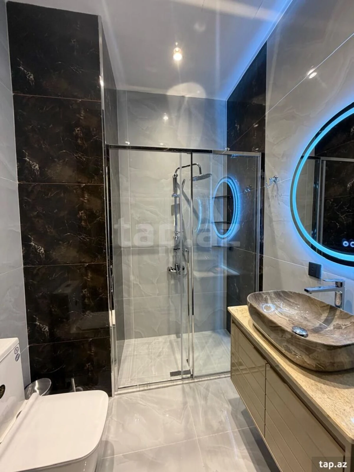 Kirayə verilir 2 otaqlı yeni tikili 75 m²