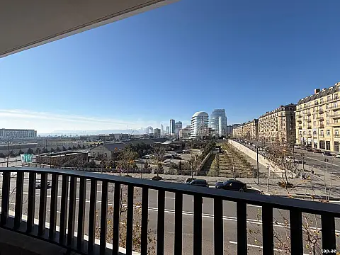 Kirayə verilir 2 otaqlı yeni tikili 75 m²