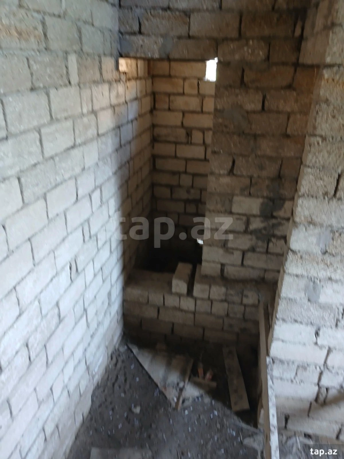 Satılır 4 otaqlı həyət evi 200 m²