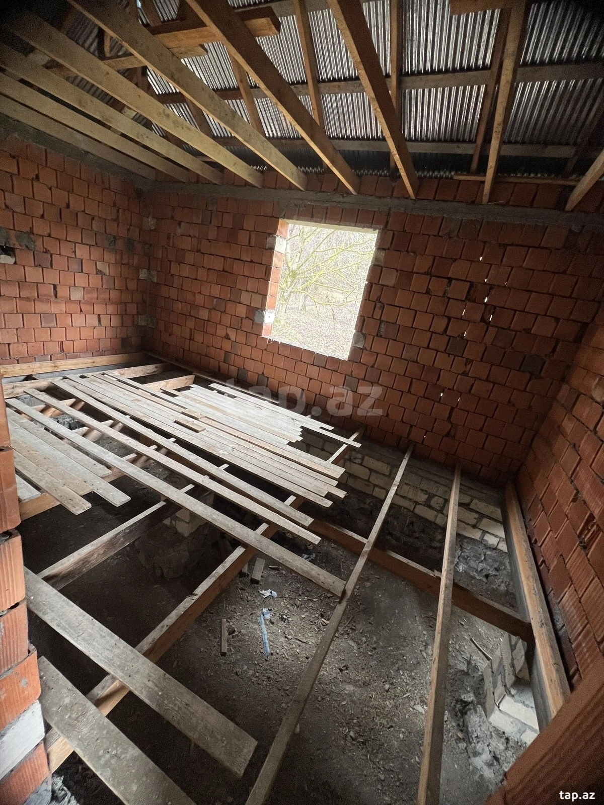 Satılır 3 otaqlı həyət evi 100 m²