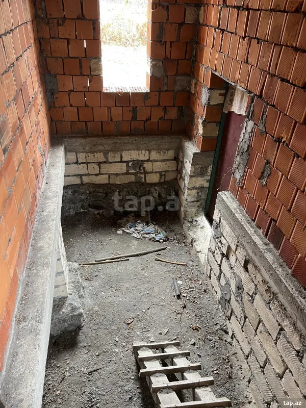 Satılır 3 otaqlı həyət evi 100 m²