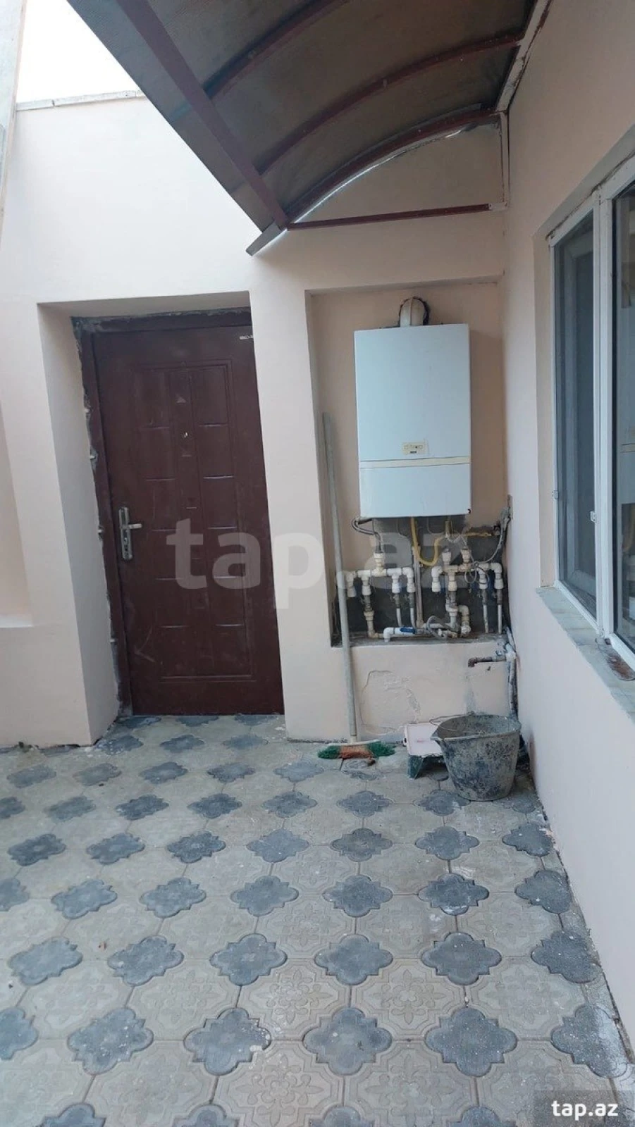 Kirayə verilir 2 otaqlı həyət evi 0.8 m²