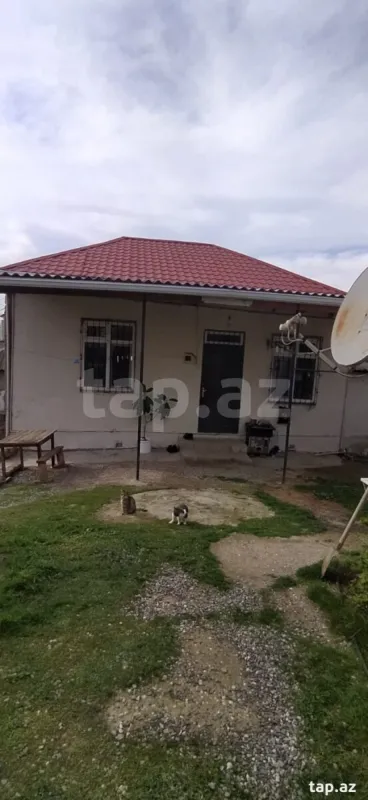 Satılır 3 otaqlı həyət evi 65 m²