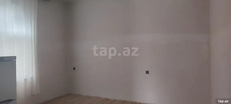 Satılır 4 otaqlı həyət evi 100 m²