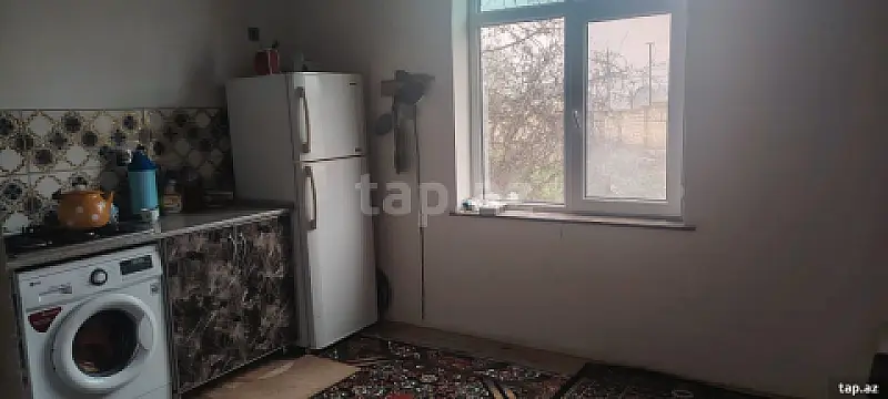 Satılır 4 otaqlı həyət evi 100 m²