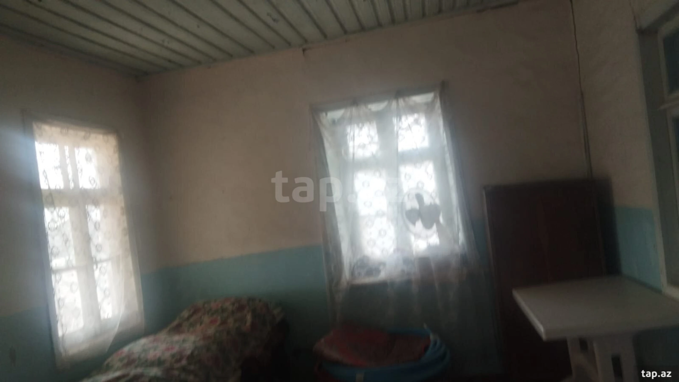 Satılır 5 otaqlı həyət evi 180 m²