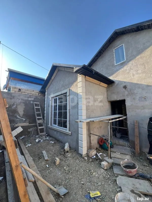 Satılır 4 otaqlı həyət evi 110 m²