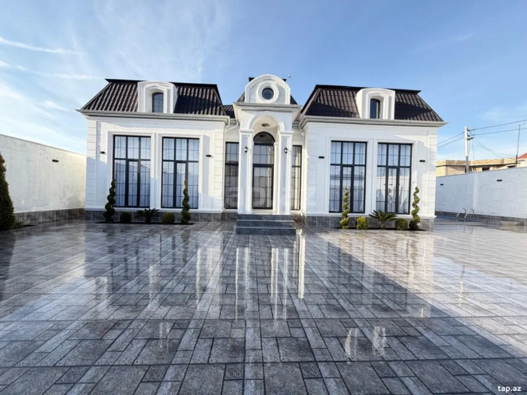 Satılır 4 otaqlı həyət evi 250 m²