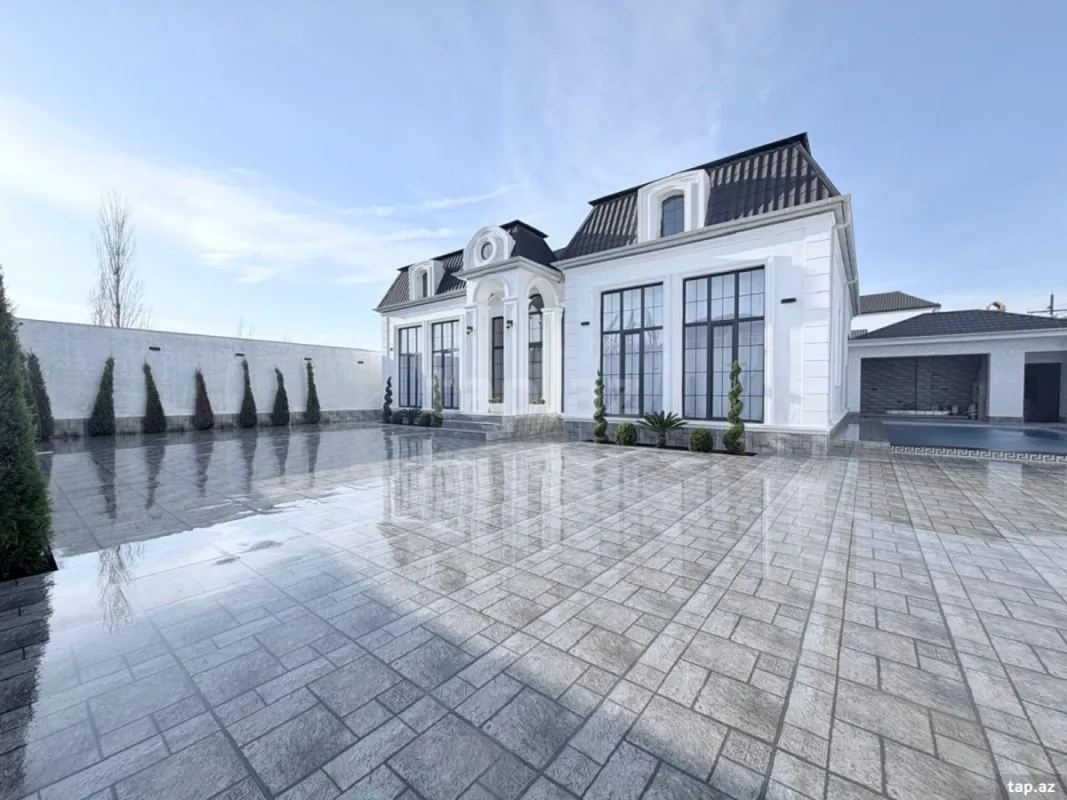Satılır 4 otaqlı həyət evi 250 m²