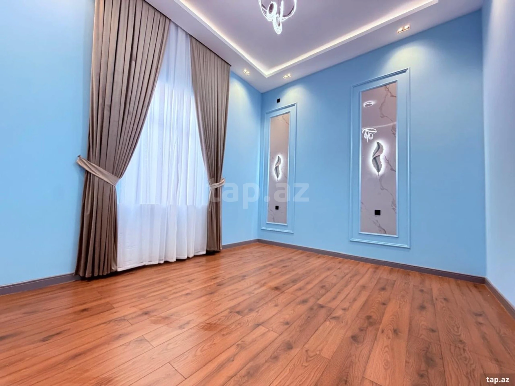 Satılır 4 otaqlı həyət evi 250 m²