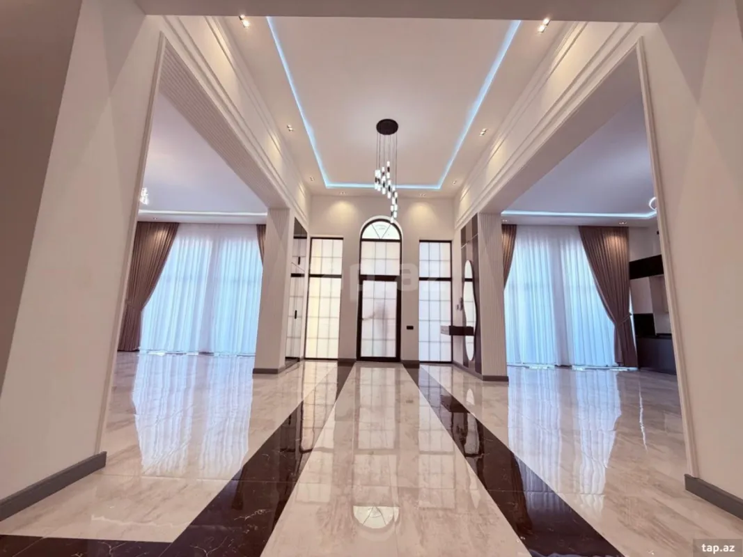 Satılır 4 otaqlı həyət evi 250 m²