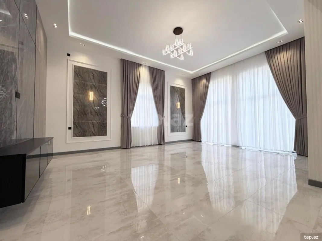 Satılır 4 otaqlı həyət evi 250 m²