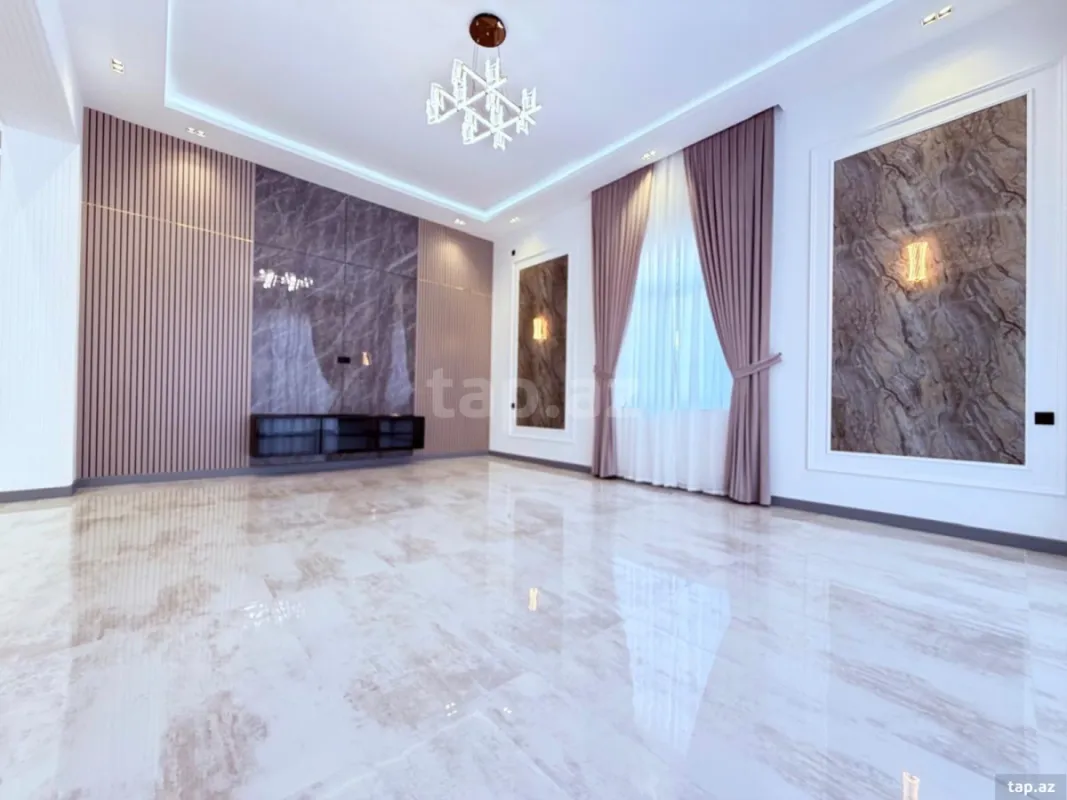 Satılır 4 otaqlı həyət evi 250 m²