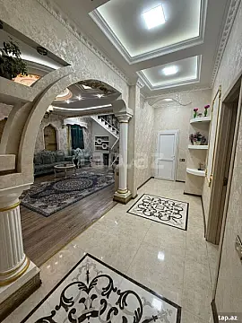 Satılır 3 otaqlı həyət evi 220 m² — Bakı 3 otaq 220.00 m²