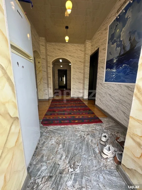 Satılır 4 otaqlı həyət evi 140 m²