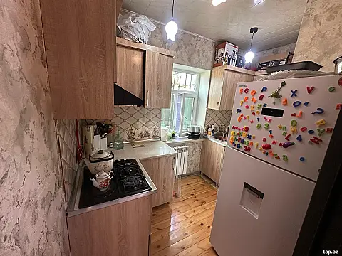 Satılır 4 otaqlı həyət evi 140 m²