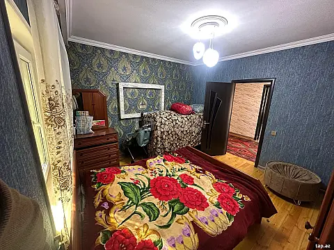 Satılır 4 otaqlı həyət evi 140 m²