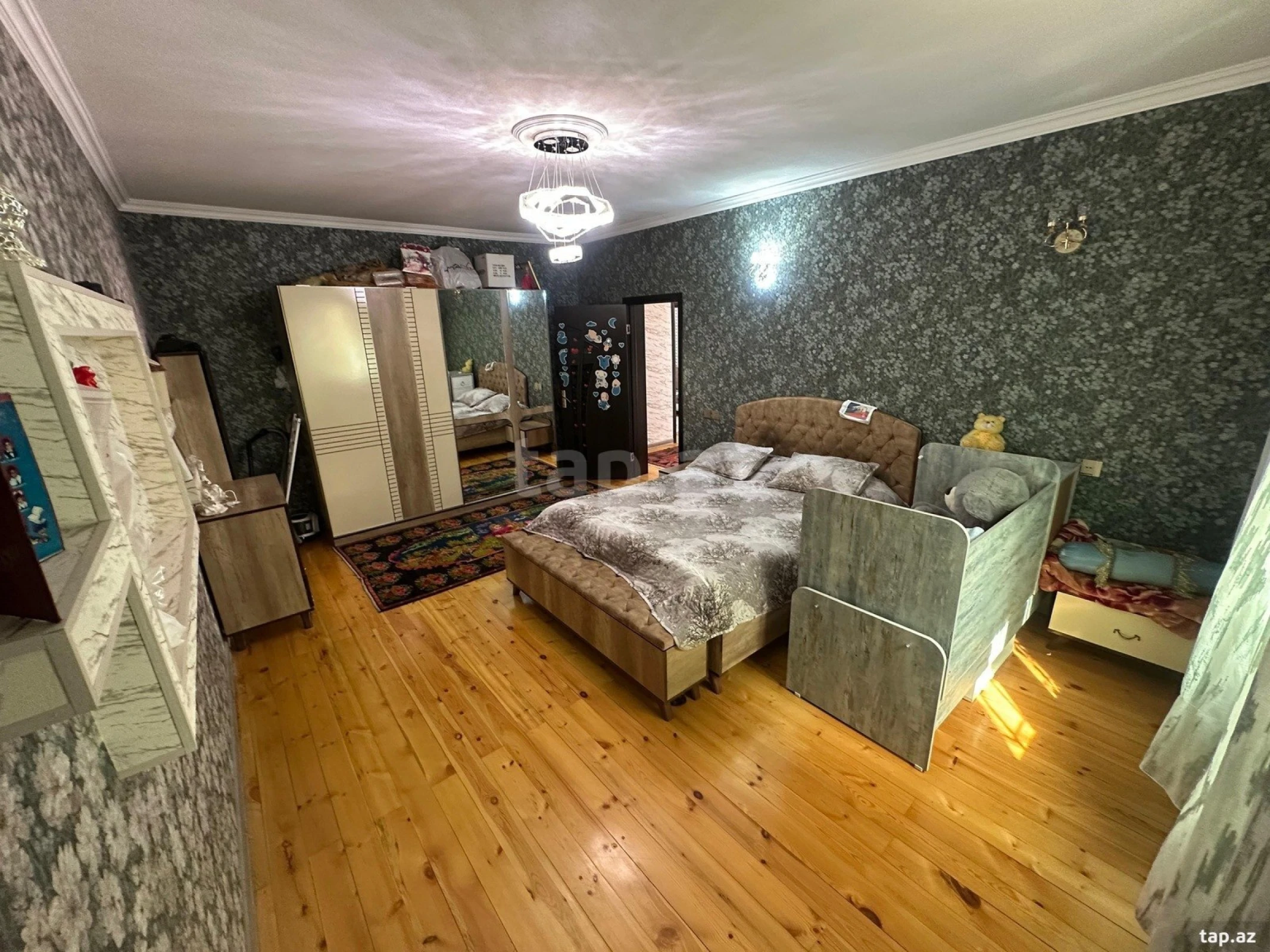 Satılır 4 otaqlı həyət evi 140 m²