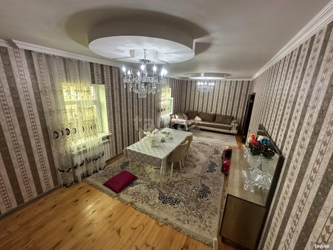 Satılır 4 otaqlı həyət evi 140 m²
