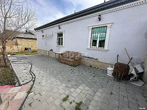 Satılır 4 otaqlı həyət evi 140 m²