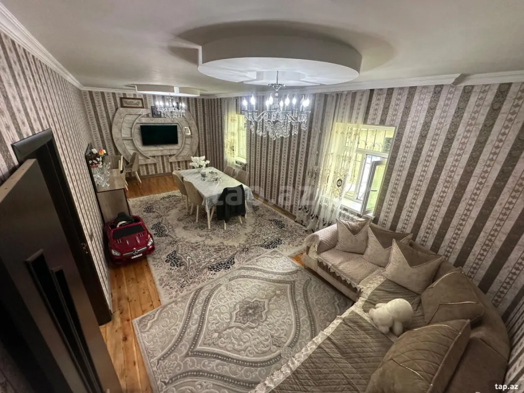 Satılır 4 otaqlı həyət evi 140 m²