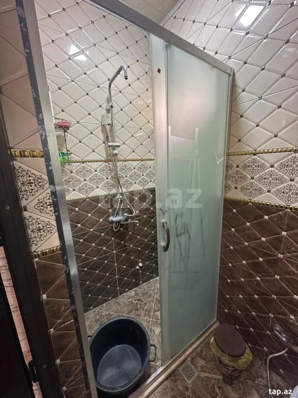 Satılır 4 otaqlı həyət evi 140 m²