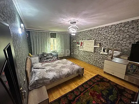 Satılır 4 otaqlı həyət evi 140 m²