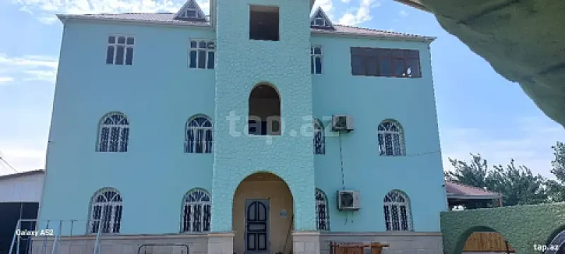 Satılır 9 otaqlı həyət evi 500 m² — Sumqayıt 9 otaq 500.00 m²