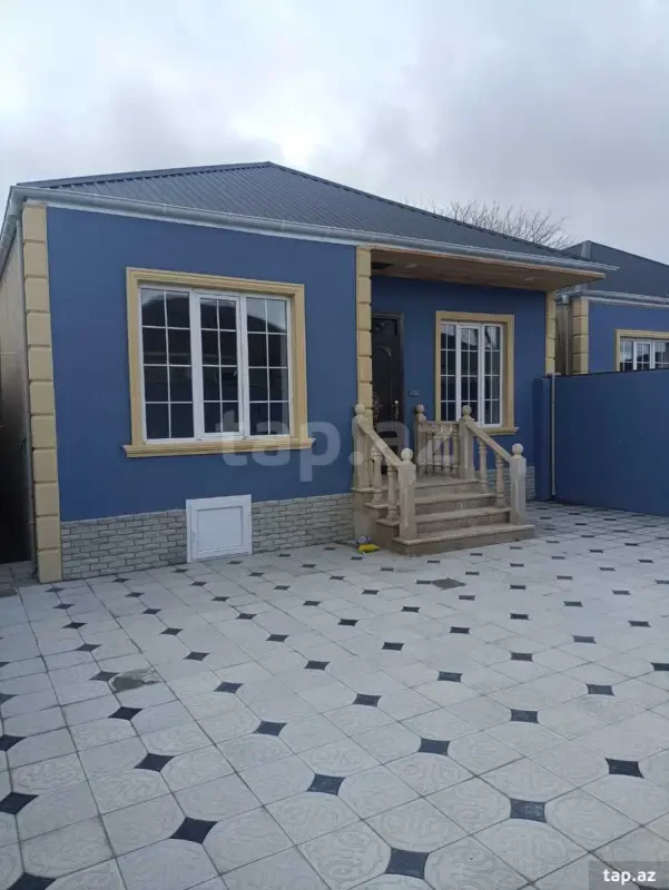 Satılır 3 otaqlı həyət evi 100 m²