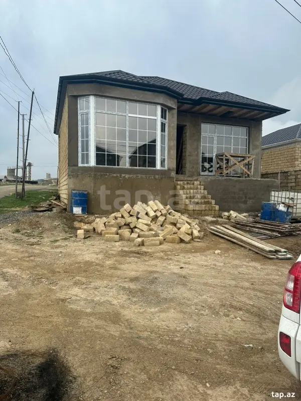 Satılır 3 otaqlı həyət evi 110 m²