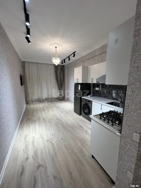 Kirayə verilir 2 otaqlı yeni tikili 80 m²