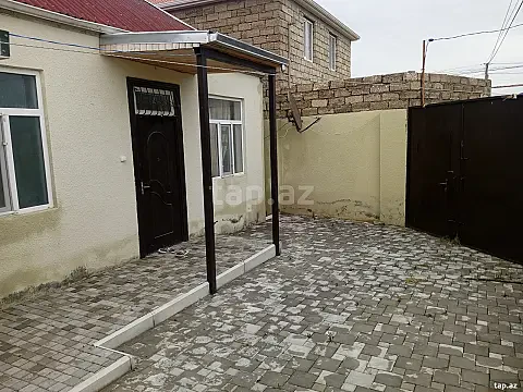 Satılır 3 otaqlı həyət evi 6000 m² — Bakı 3 otaq 6000.00 m²