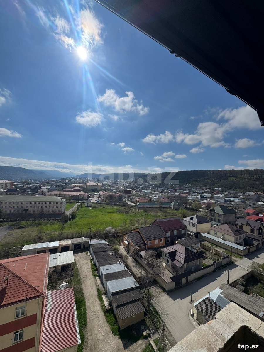 Satılır 2 otaqlı yeni tikili 78 m²