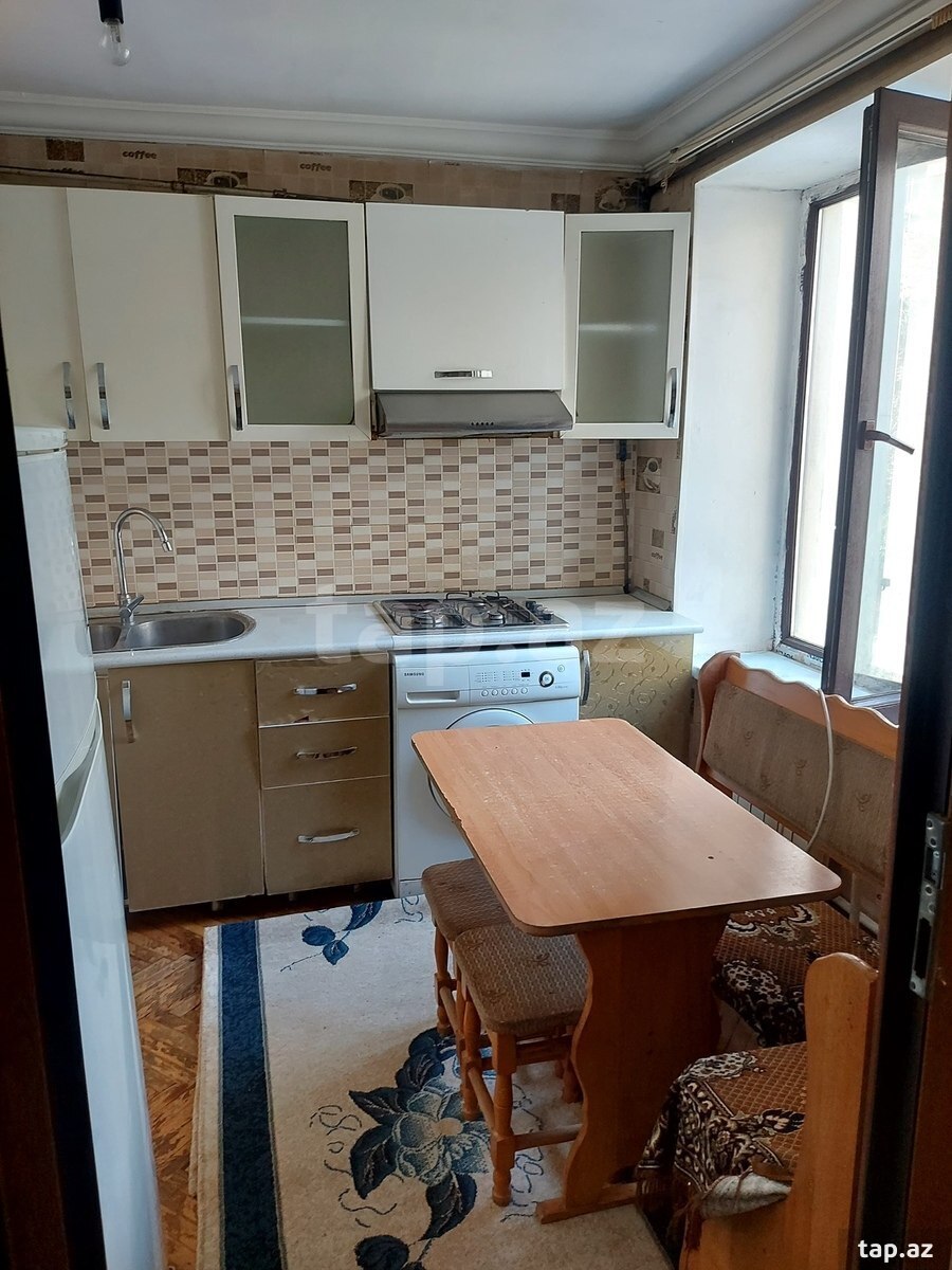 Kirayə verilir 2 otaqlı mənzil 43 m²