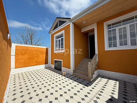Satılır 4 otaqlı həyət evi 120 m² — Bakı 4 otaq 120.00 m²