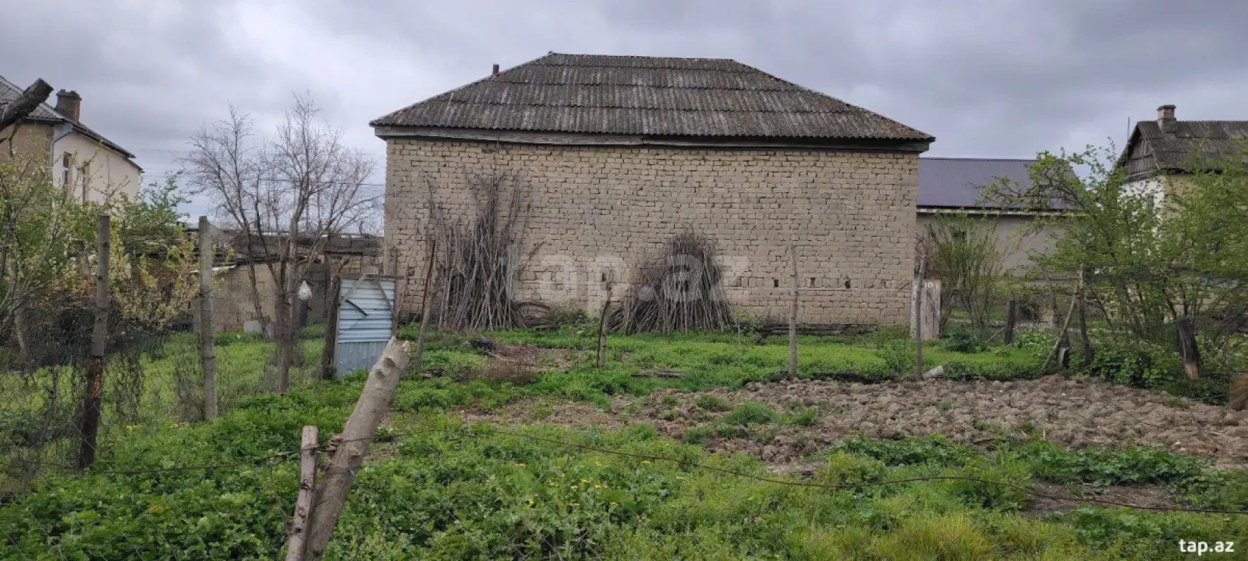 Satılır 3 otaqlı həyət evi 60 m²