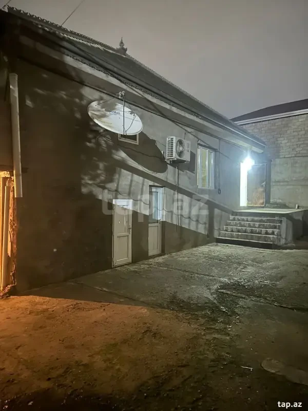 Satılır 5 otaqlı həyət evi 150 m²