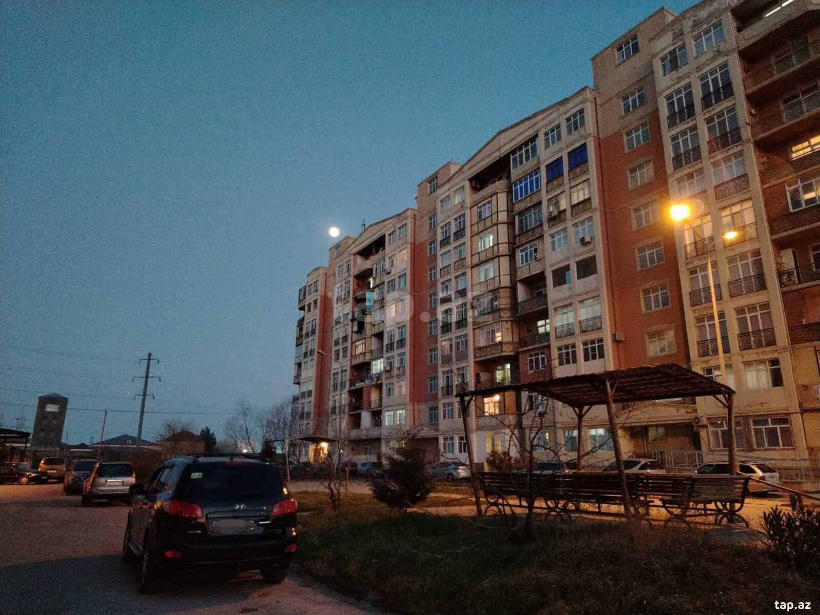 Satılır 2 otaqlı mənzil 87 m²