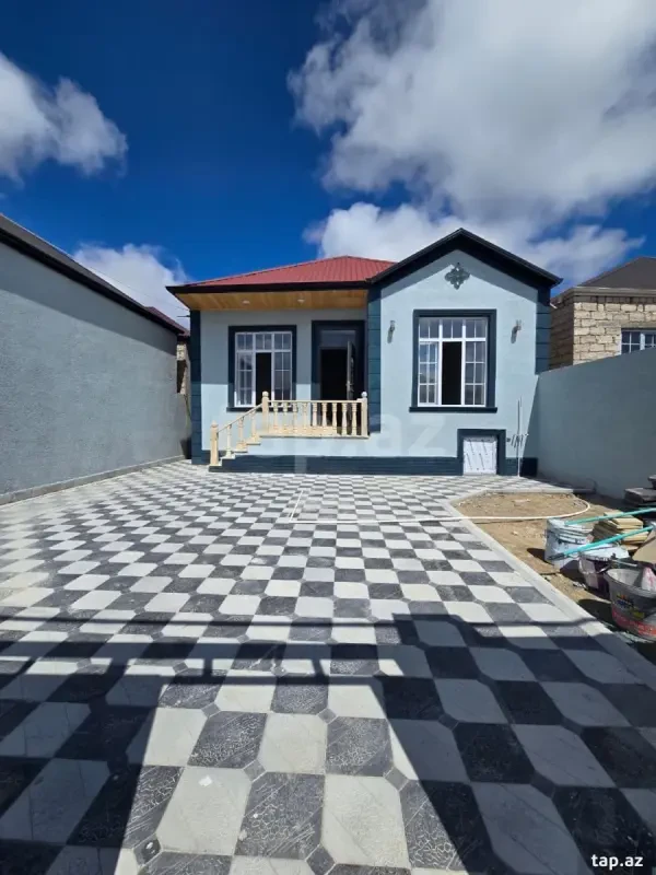 Satılır 3 otaqlı həyət evi 100 m²