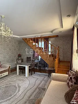 Kirayə verilir 8 otaqlı həyət evi 25 m² — Bakı, Binə 8 otaq 25.00 m²