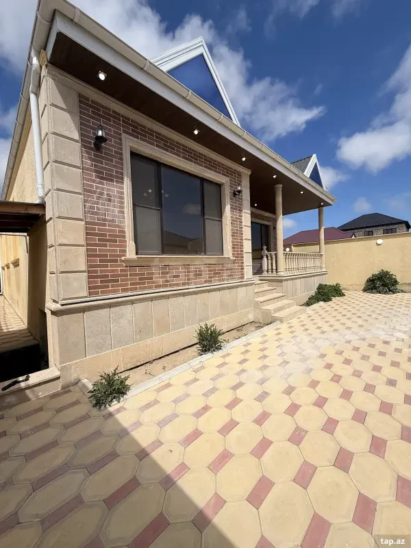 Satılır 5 otaqlı həyət evi 125 m²