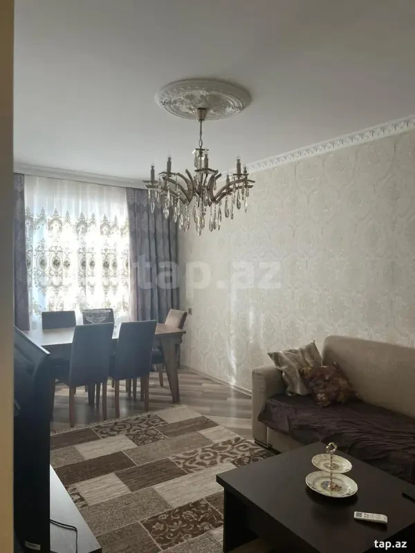 Satılır 4 otaqlı mənzil 110 m²