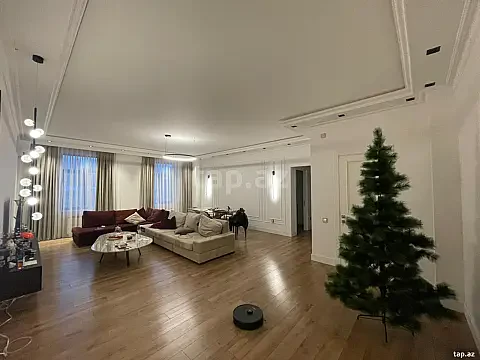 Kirayə verilir 3 otaqlı yeni tikili 140 m² — Bakı 3 otaq 140.00 m²